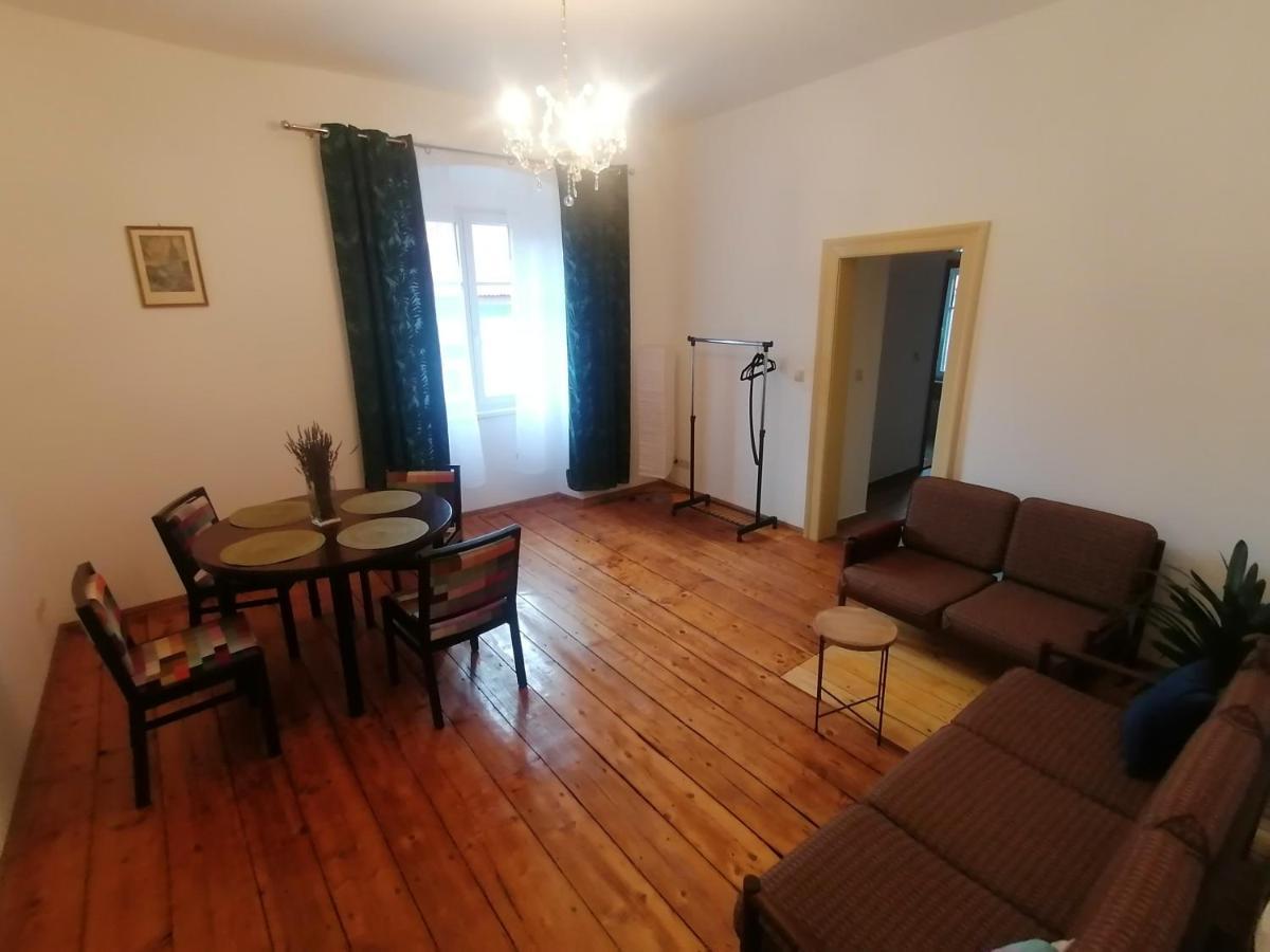 Krizkov Dom Apartment Кремница Екстериор снимка