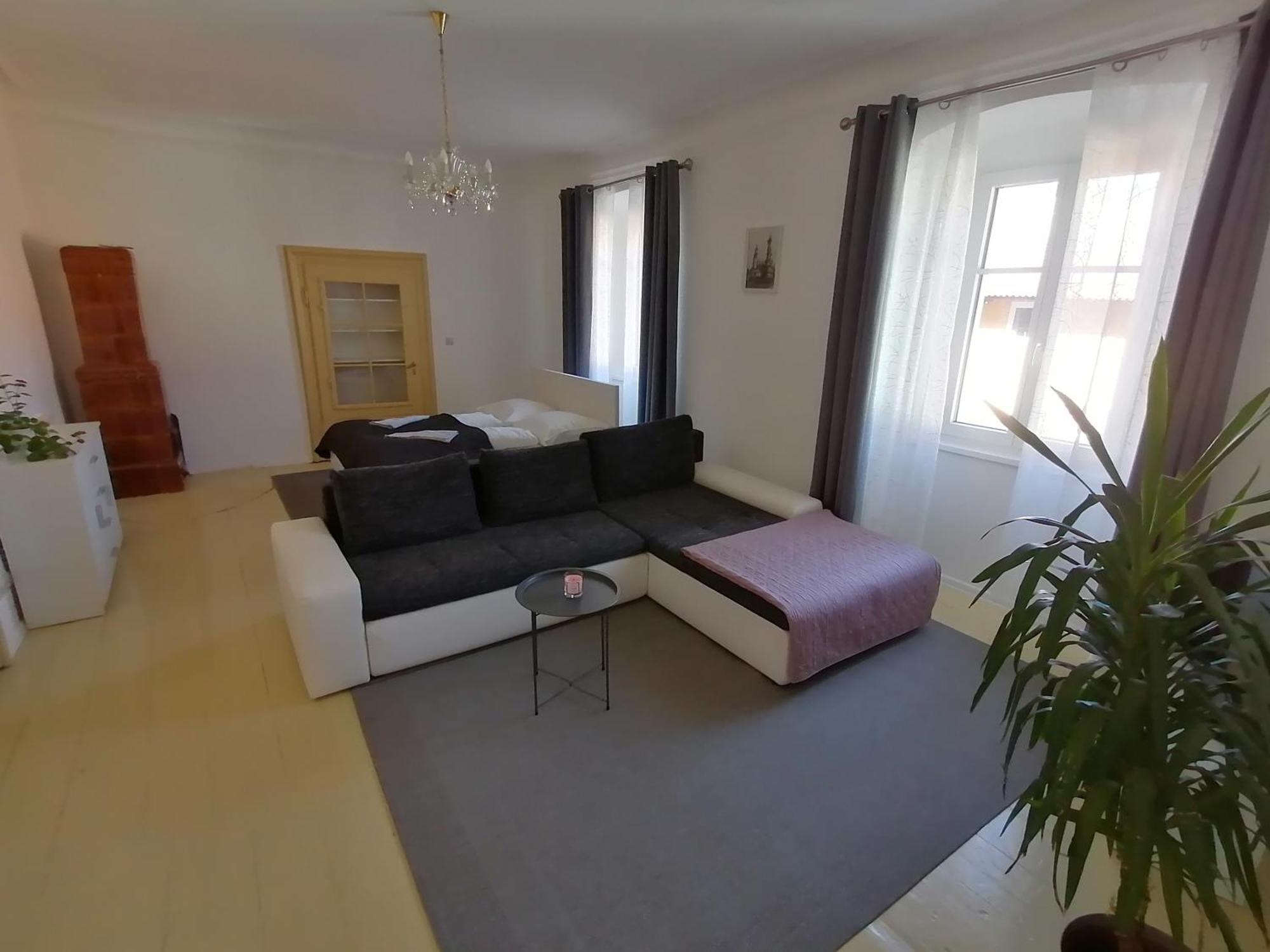 Krizkov Dom Apartment Кремница Екстериор снимка