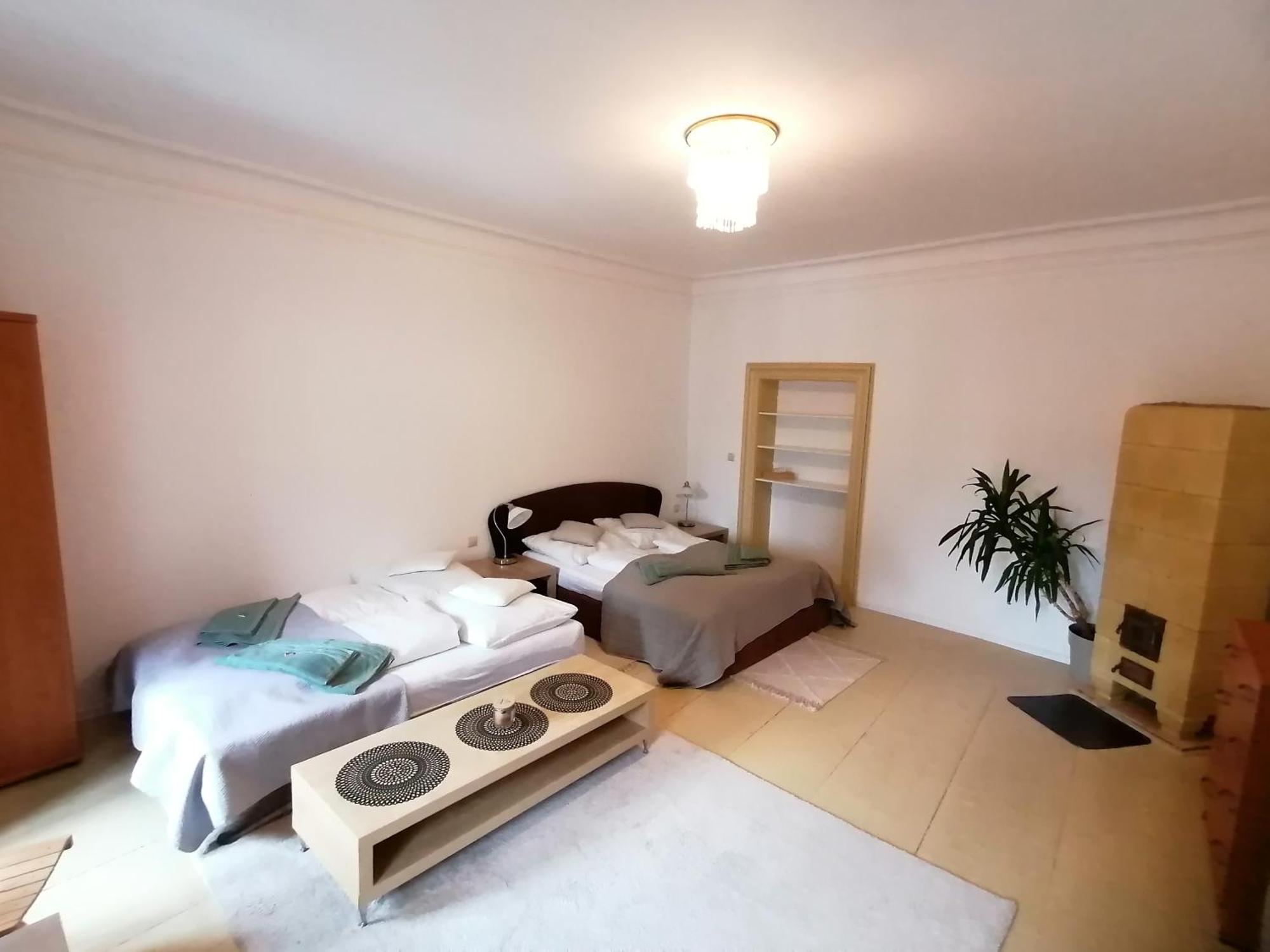 Krizkov Dom Apartment Кремница Екстериор снимка