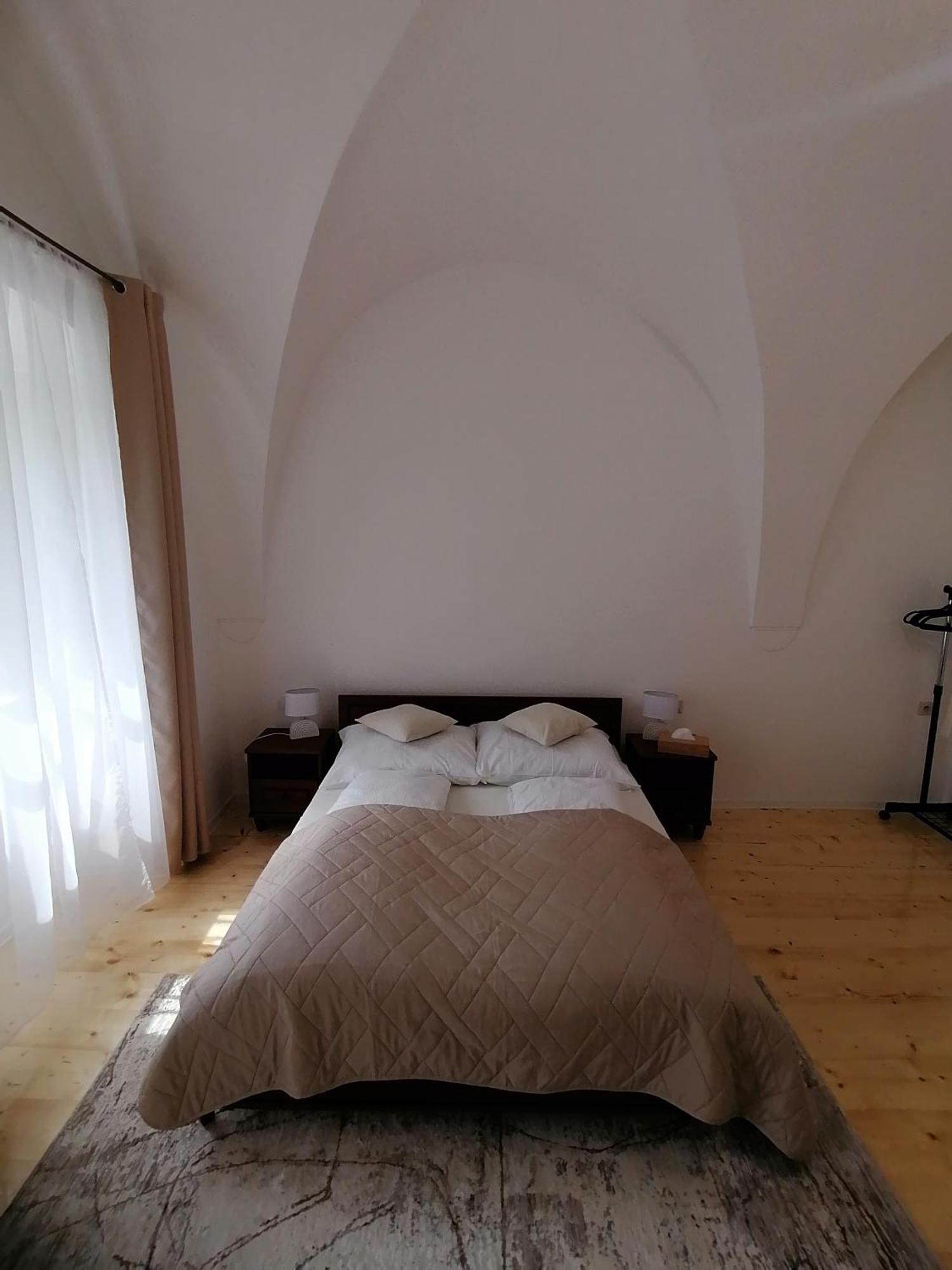 Krizkov Dom Apartment Кремница Екстериор снимка